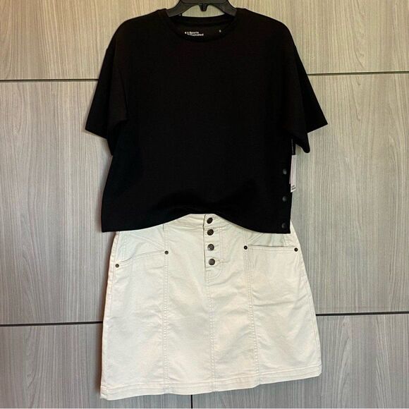 NWT Frye & Co Cream Denim Mini Skirt Size 12 - Picture 2 of 5